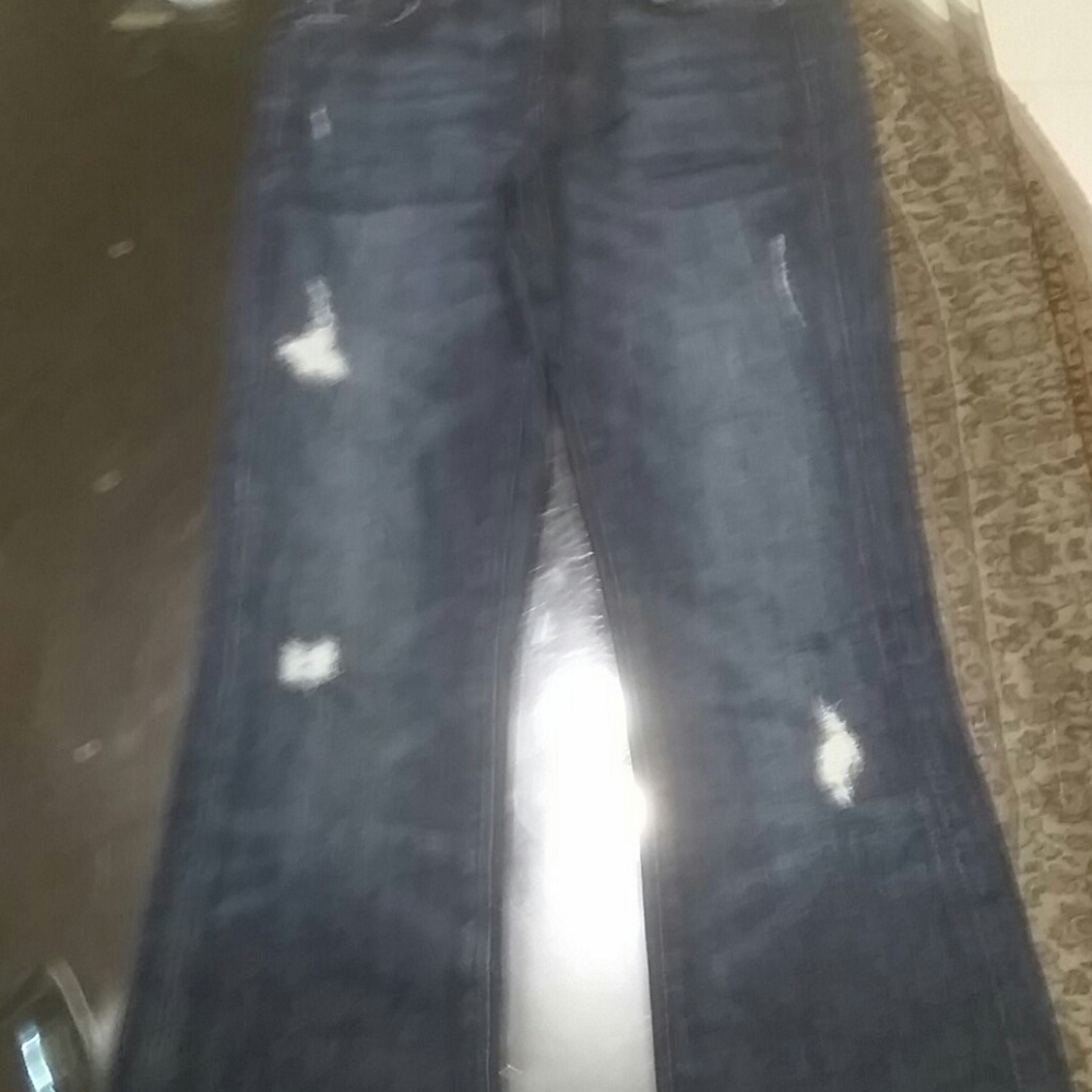 ripped jean